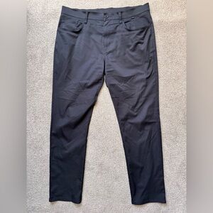 Mens Travis Mathew Golf Pants Size 36 Black